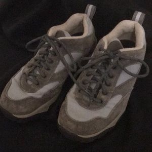 L L Bean Hiking Sneaker